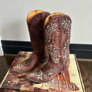 Brown Leather Cowboy Boots with Embroidery